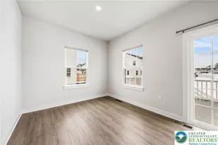 1079 Woodmont Ln, Northampton Boro, PA 18032 - Photo 11