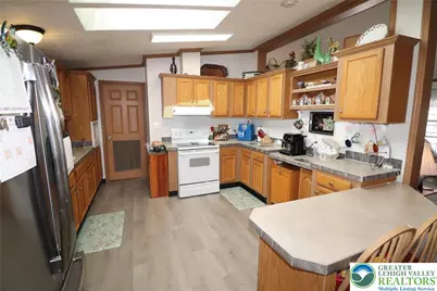 1233 Valley Forge Drive, Lehigh Township, PA 18088 - Photo 11