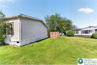 182 Greenbriar Drive S, East Allen Township, PA 18014 - Photo 23