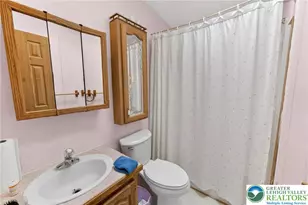 182 Greenbriar Dr S, East Allen Township, PA 18014 - Photo 17