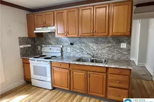 123 Spring St, Nazareth Boro, PA 18064 - Photo 9
