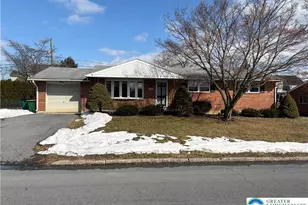 1315 Oak Dr, Macungie, PA 18062 - Photo 1