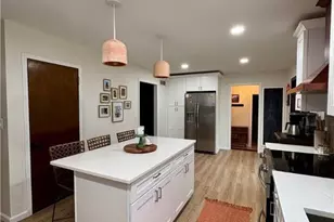 375 Georgetown Rd, Nazareth, PA 18064 - Photo 7