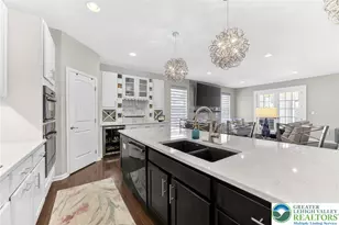 3465 Treeview Dr, Emmaus, PA 18049 - Photo 9