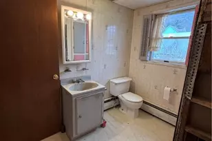 613 William St, Pen Argyl Boro, PA 18072 - Photo 11