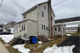 613 William St, Pen Argyl Boro, PA 18072 - Photo 3