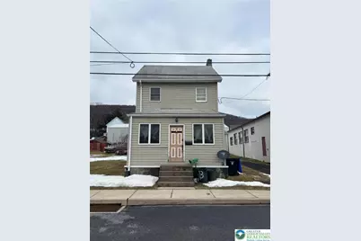 613 William Street, Pen Argyl, PA 18072 - Photo 1