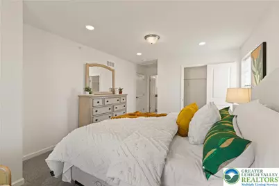 4 Lone Fox Lane #106, Easton, PA 18045 - Photo 23