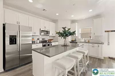 4 Lone Fox Lane #106, Easton, PA 18045 - Photo 11