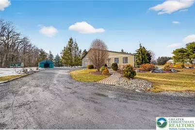 3061 Pheasant Drive, Moore Township, PA 18067 - Photo 5