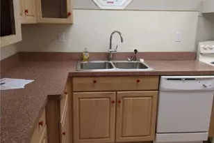 33 N Hellertown Ave, Quakertown, PA 18951 - Photo 5