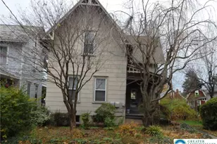 33 N Hellertown Ave, Quakertown, PA 18951 - Photo 1