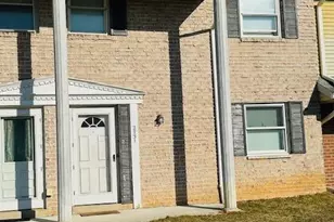 2731 Diane Blvd, Hanover Twp, PA 18109 - Photo 3