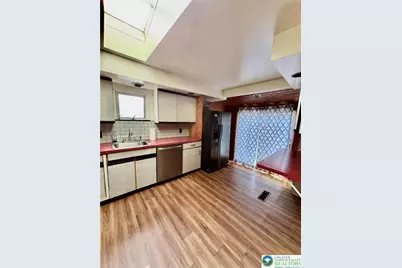 512 Walnut Street, Nazareth Boro, PA 18064 - Photo 5