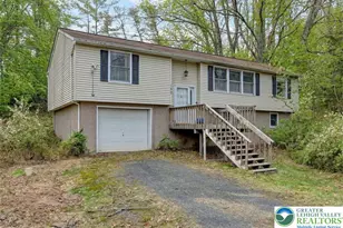 2165 Woodchuck Ln, Middle Smithfield, PA 18302 - Photo 1