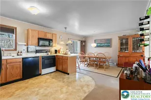 462 Country Pl Dr, Coolbaugh Twp, PA 18466 - Photo 9