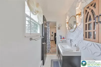 422 Belvidere Street, Nazareth, PA 18064 - Photo 15