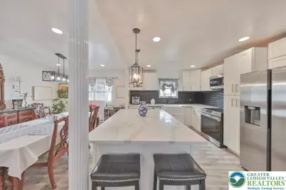 422 Belvidere Street, Nazareth, PA 18064 - Photo 9