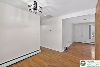 58 Colonial Road, Allentown, PA 18109 - Photo 13