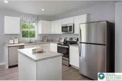 67 Shiloh Road #J2, West Brunswick Twp, PA 17961 - Photo 9