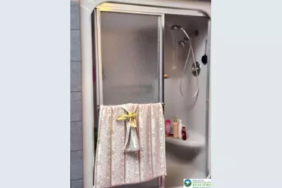 811 S Glenwood, Allentown, PA 18103 - Photo 19