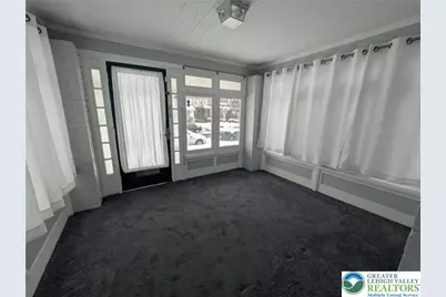 1914 Fairview Avenue, Wilson, PA 18042 - Photo 3