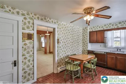 141 S Liberty Street, Nazareth, PA 18064 - Photo 15