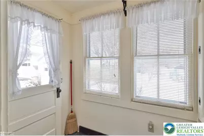 141 S Liberty Street, Nazareth, PA 18064 - Photo 17