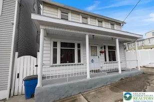 300 Pitt St, Tamaqua Boro, PA 18252 - Photo 1