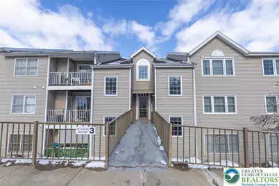 306 Canal Park, Easton, PA 18042 - Photo 1