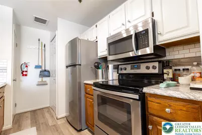 306 Canal Park, Easton, PA 18042 - Photo 9