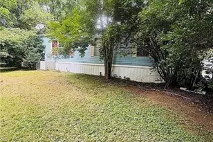 8902 Cedar Rd, Breinigsville, PA 18031 - Photo 17