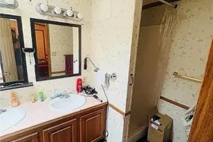 8902 Cedar Rd, Breinigsville, PA 18031 - Photo 13