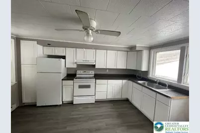 53 W High Street, Nesquehoning, PA 18240 - Photo 5