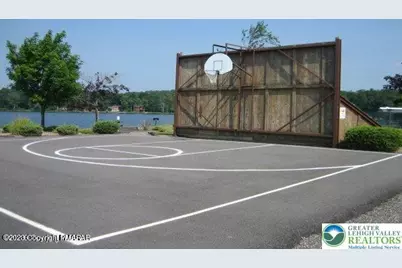 33 Cheyenne Trail, Lehigh Twp, PA 18424 - Photo 13