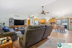 4630 Forest St, Penn Forrest, PA 18235 - Photo 7