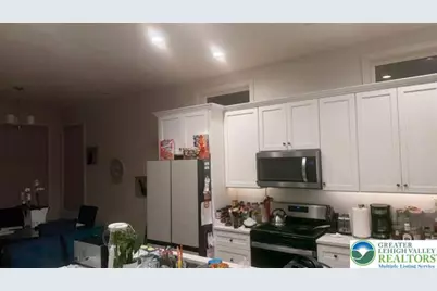 7018 Oak, Bath, PA 18014 - Photo 5