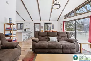 215 Penn Forest Trail, Penn Forrest, PA 18210 - Photo 9