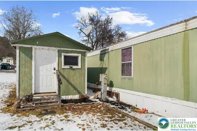 161 Windsor Street, Lehigh Township, PA 18088 - Photo 17