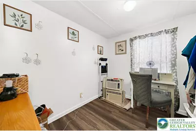 161 Windsor Street, Lehigh Township, PA 18088 - Photo 13