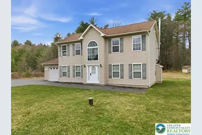136 Kimberly Drive, Tobyhanna Twp, PA 18610 - Photo 3