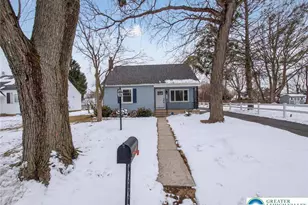 1424 N 26th St, South Whitehall Twp, PA 18104 - Photo 3