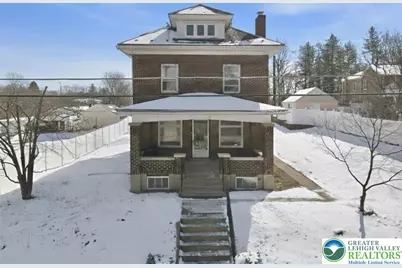 3756 W Walnut, South Whitehall Township, PA 18104 - Photo 5