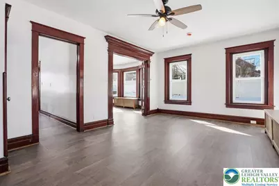 3756 W Walnut, South Whitehall Township, PA 18104 - Photo 9