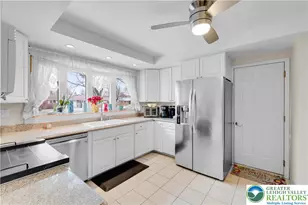 1655 Mark Twain Cir, Hanover Twp, PA 18017 - Photo 5