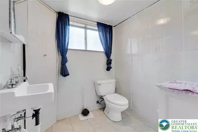 1655 Mark Twain Circle, Hanover Twp, PA 18017 - Photo 17