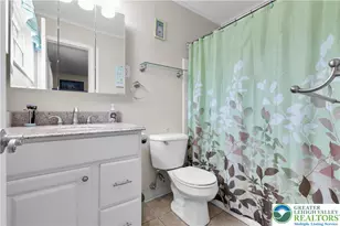 1655 Mark Twain Cir, Hanover Twp, PA 18017 - Photo 15