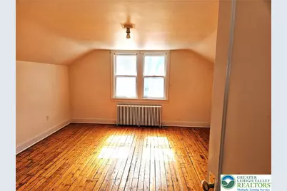221 E Prospect Street, Nazareth Boro, PA 18064 - Photo 19
