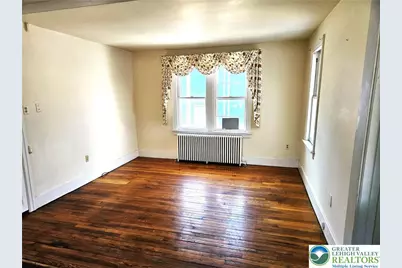 221 E Prospect Street, Nazareth Boro, PA 18064 - Photo 7