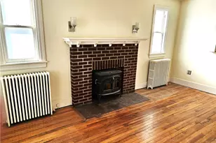 221 E Prospect St, Nazareth Boro, PA 18064 - Photo 5